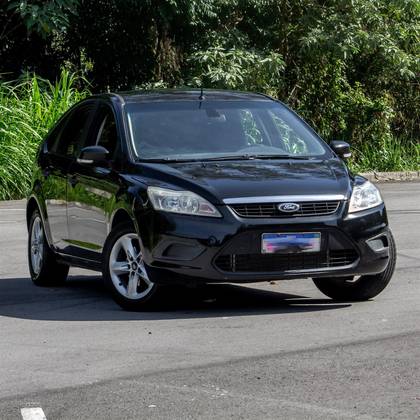 FORD FOCUS 1.6 GL 16V FLEX 4P MANUAL FORD FOCUS 1.6 GL 16V FLEX 4P MANUAL